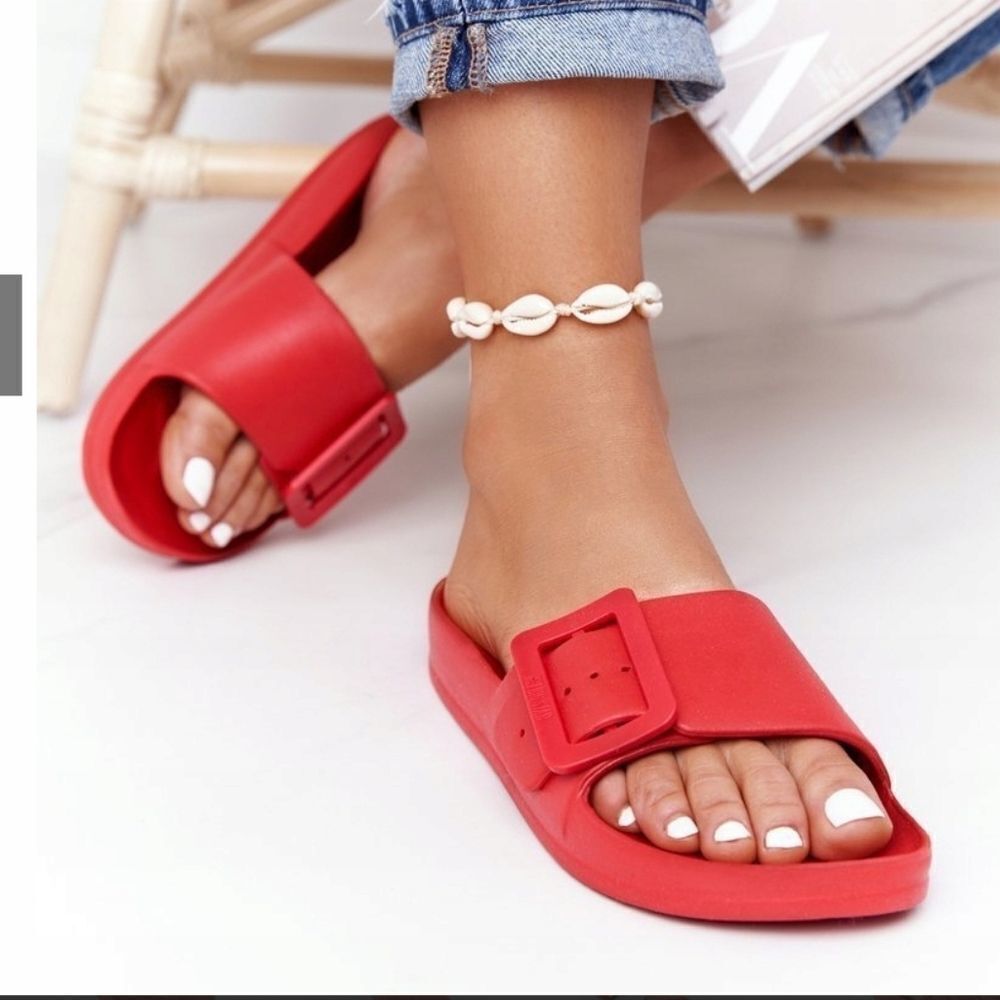BRAND NEW MUDD ONE STRAP BAND SLIDES OPEN TOE SANDAL
